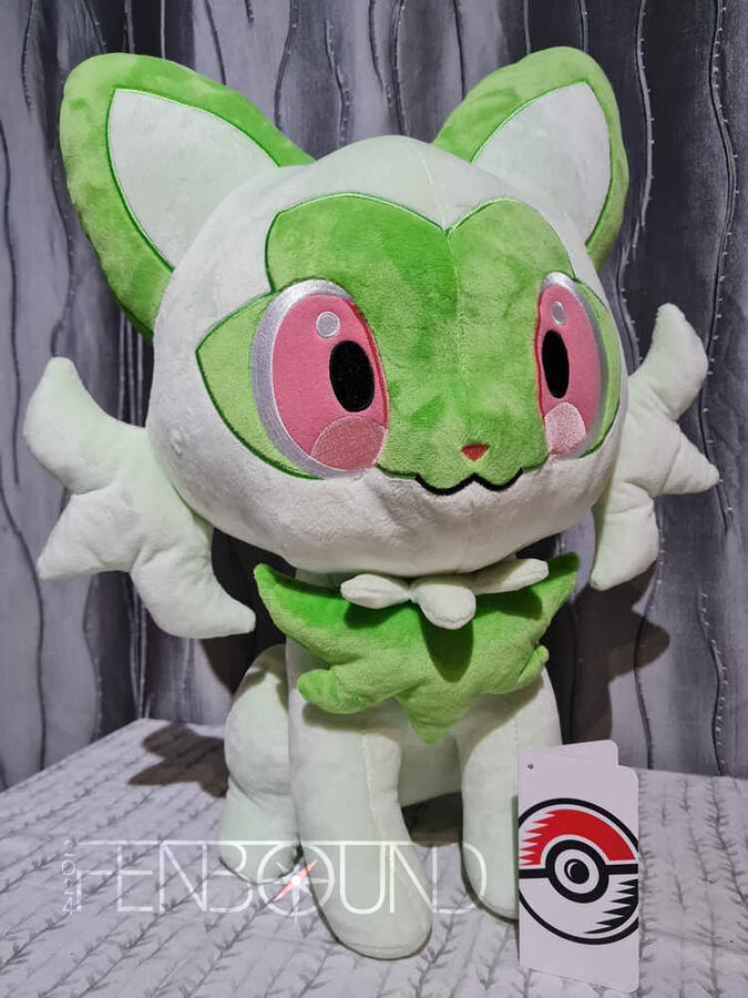 Trainer Size Sprigatito (US)