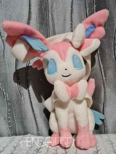 TOMY Sylveon